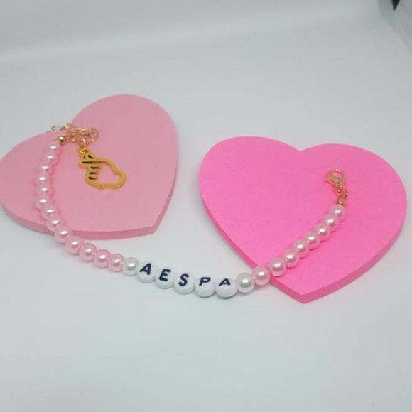 AESPA My AE Beaded Kpop Bracelet - Handmade Bracelet - Picture 3 of 3